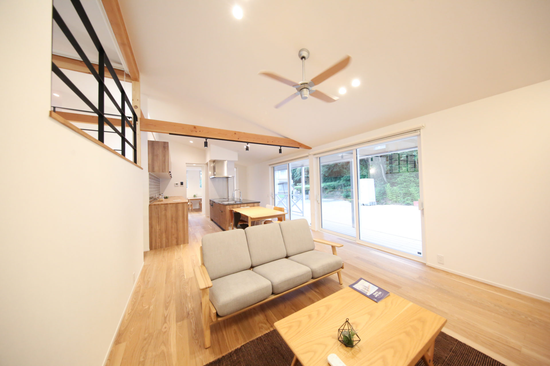 【リビングレイアウト集】おしゃれなリビング・ダイニングレイアウト実例解説【12選】 - DELiGHT HOME